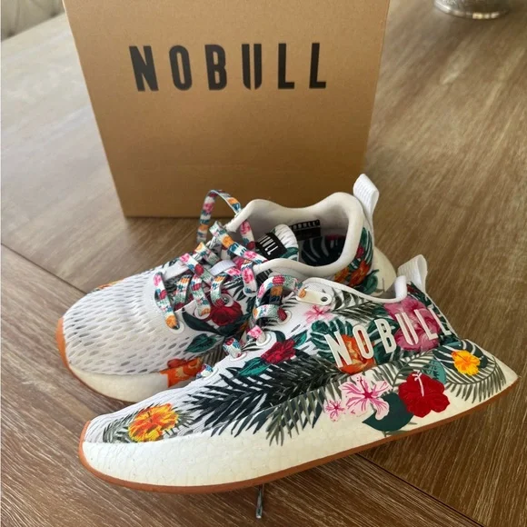 NOBULL Floral Sneakers. Tropical print woman size 5.5. GU come with box. - Picture 1 of 14